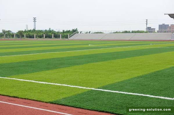 サッカー場の芝生排水方法